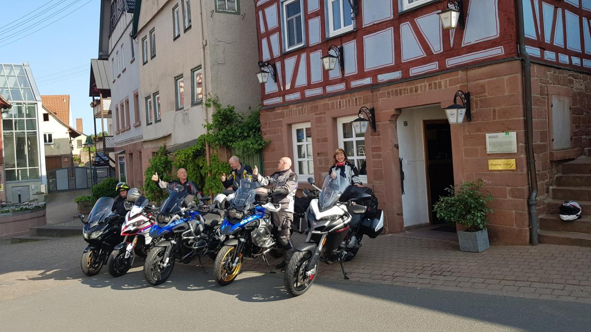 Brunnenputzer Pension Restaurant Kulsheim Eksteriør bilde